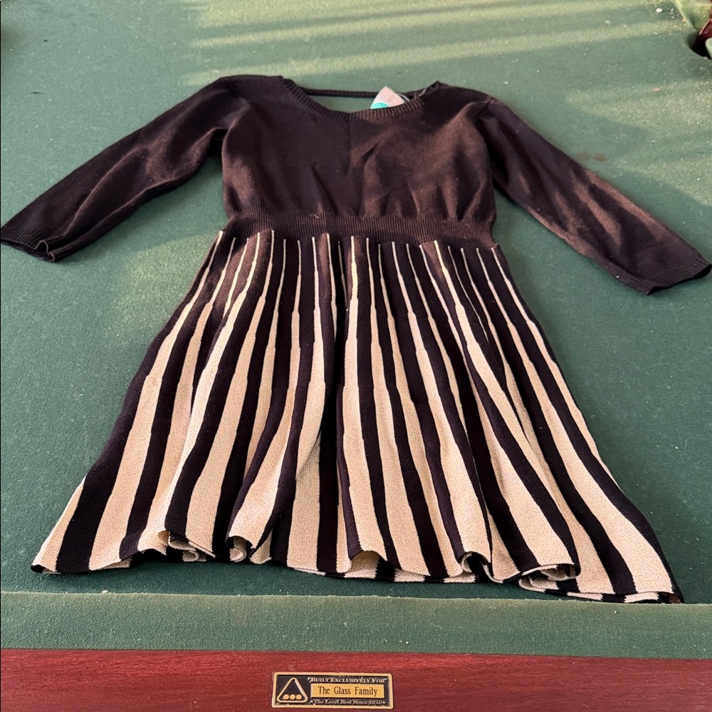 Chic Black and White Striped‎ Midi Dress.    CAJA. # 1. B